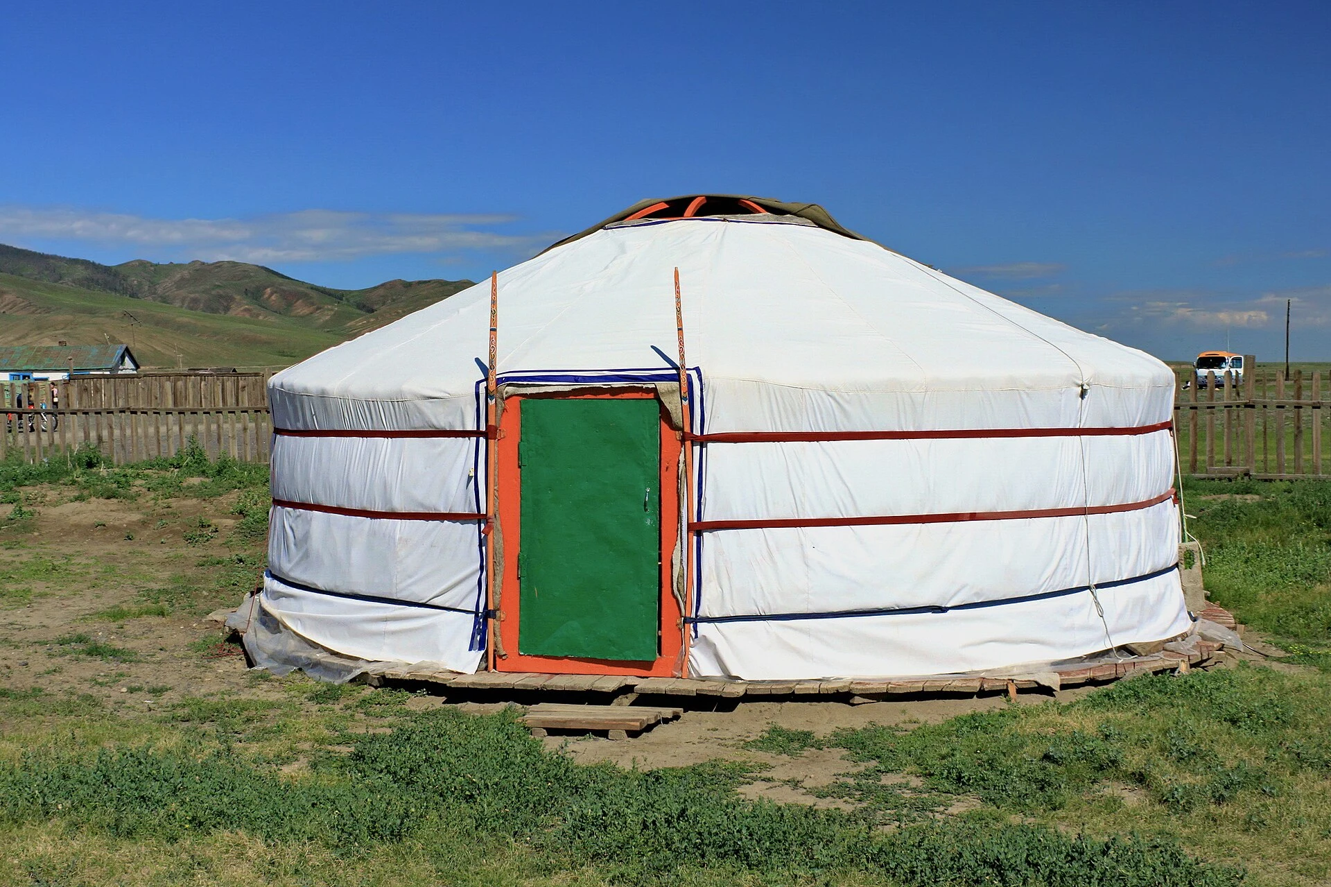 Terreno arqueológico de la antigua Kharakhorum en el valle del Orkhon.