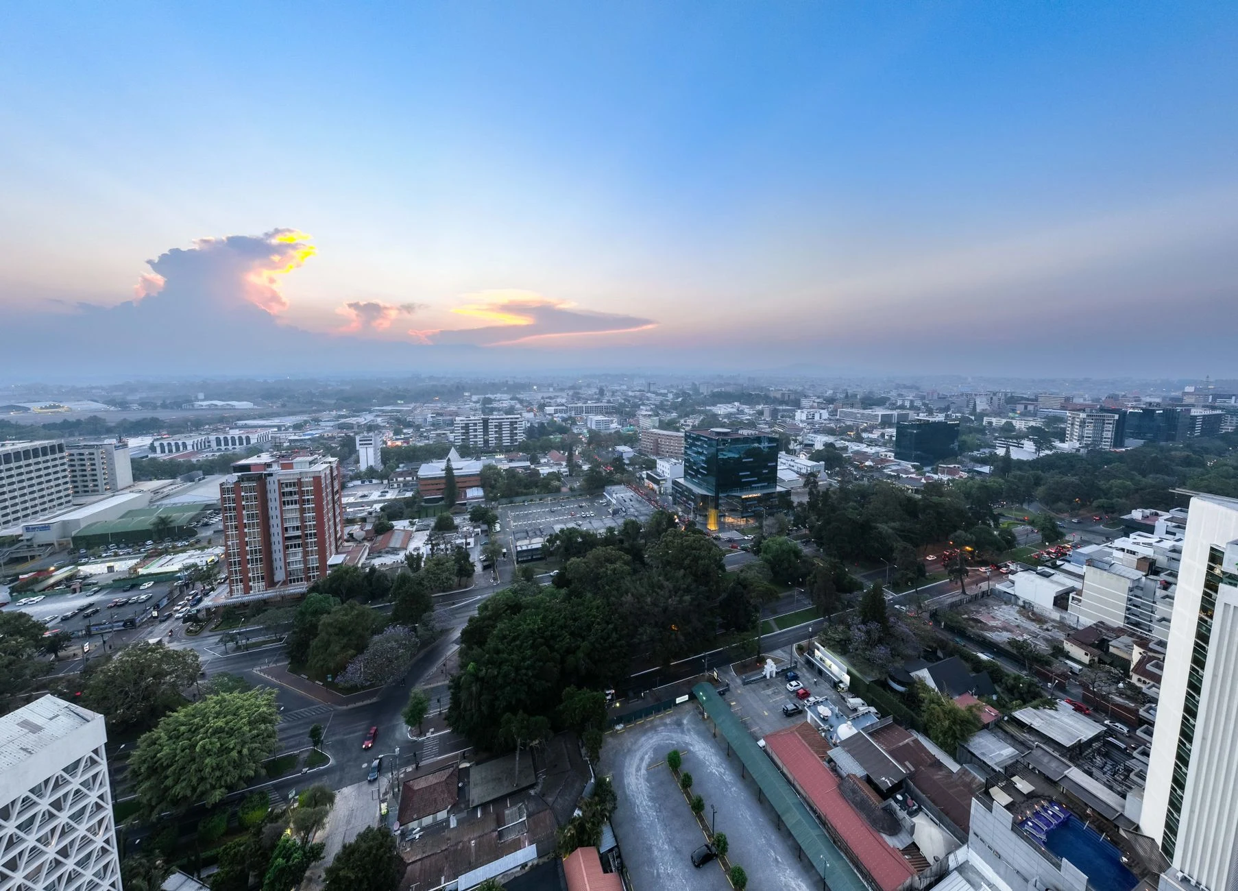 Panorámica urbana de Guatemala City.