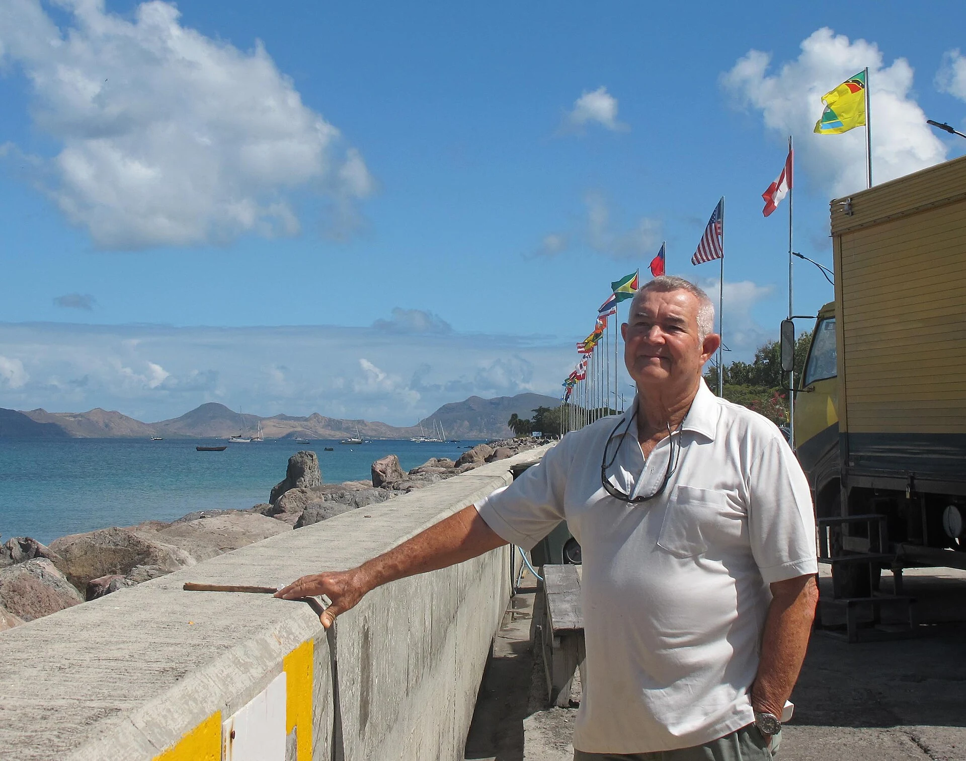 Calle histórica de Charlestown, Nevis, cerca del Museo de Historia de Nevis