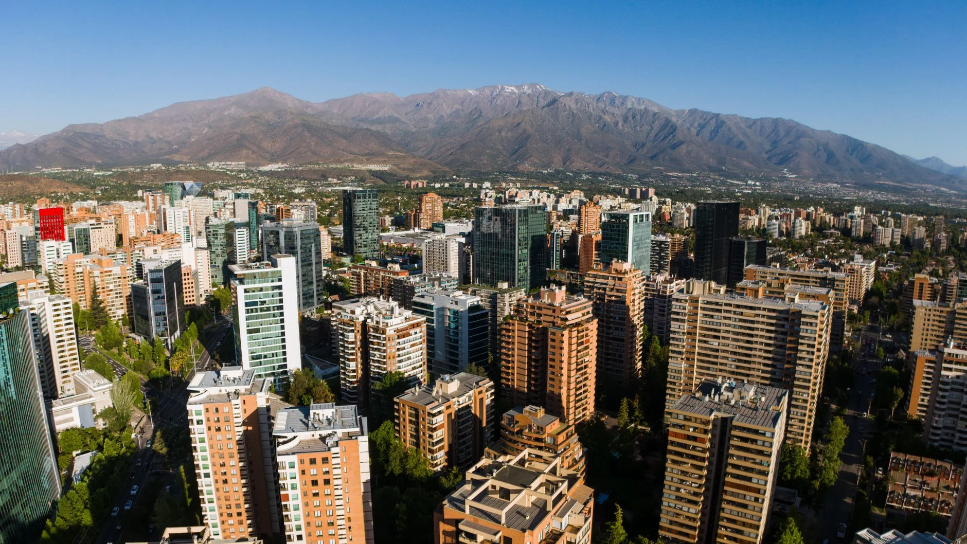 Vista documental de Santiago, capital de Chile.