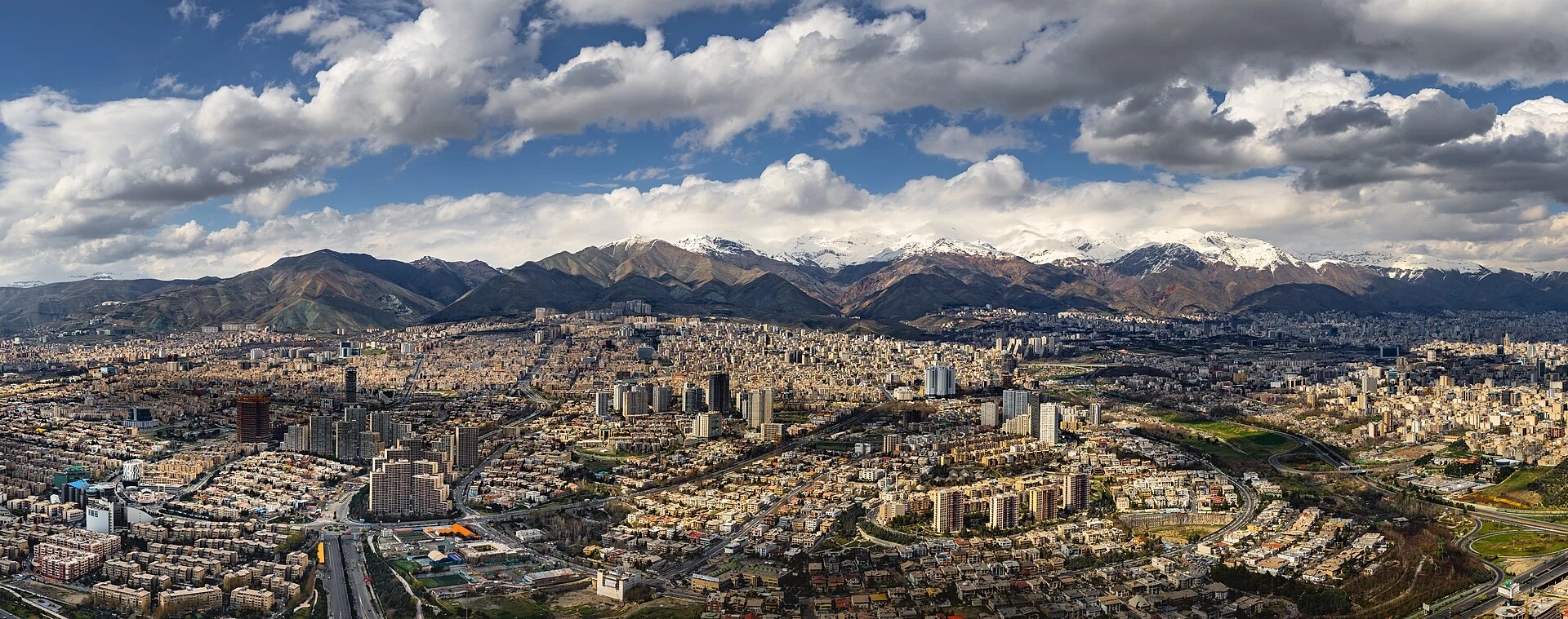Vista urbana de Teherán, capital de Irán