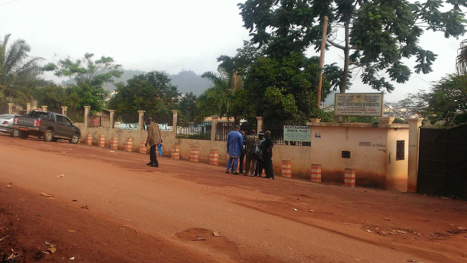 Vista urbana identificable de Yaoundé, capital de Camerún.