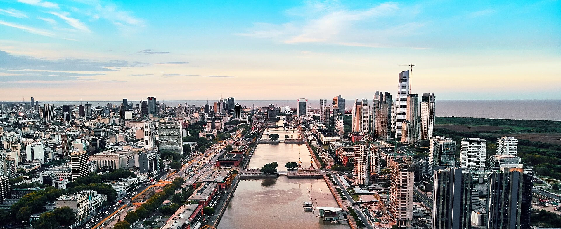 Vista urbana de Buenos Aires, capital de Argentina.