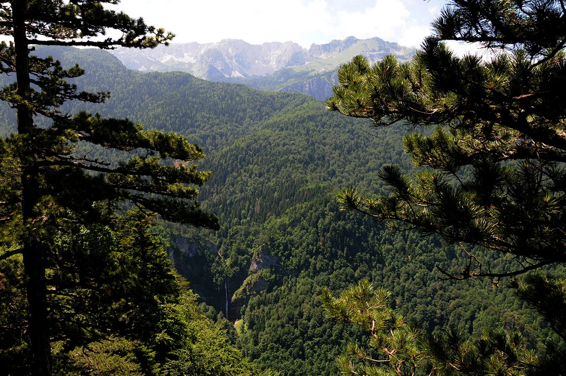 Sutjeska reúne Perúćica y la memoria de Tjentište