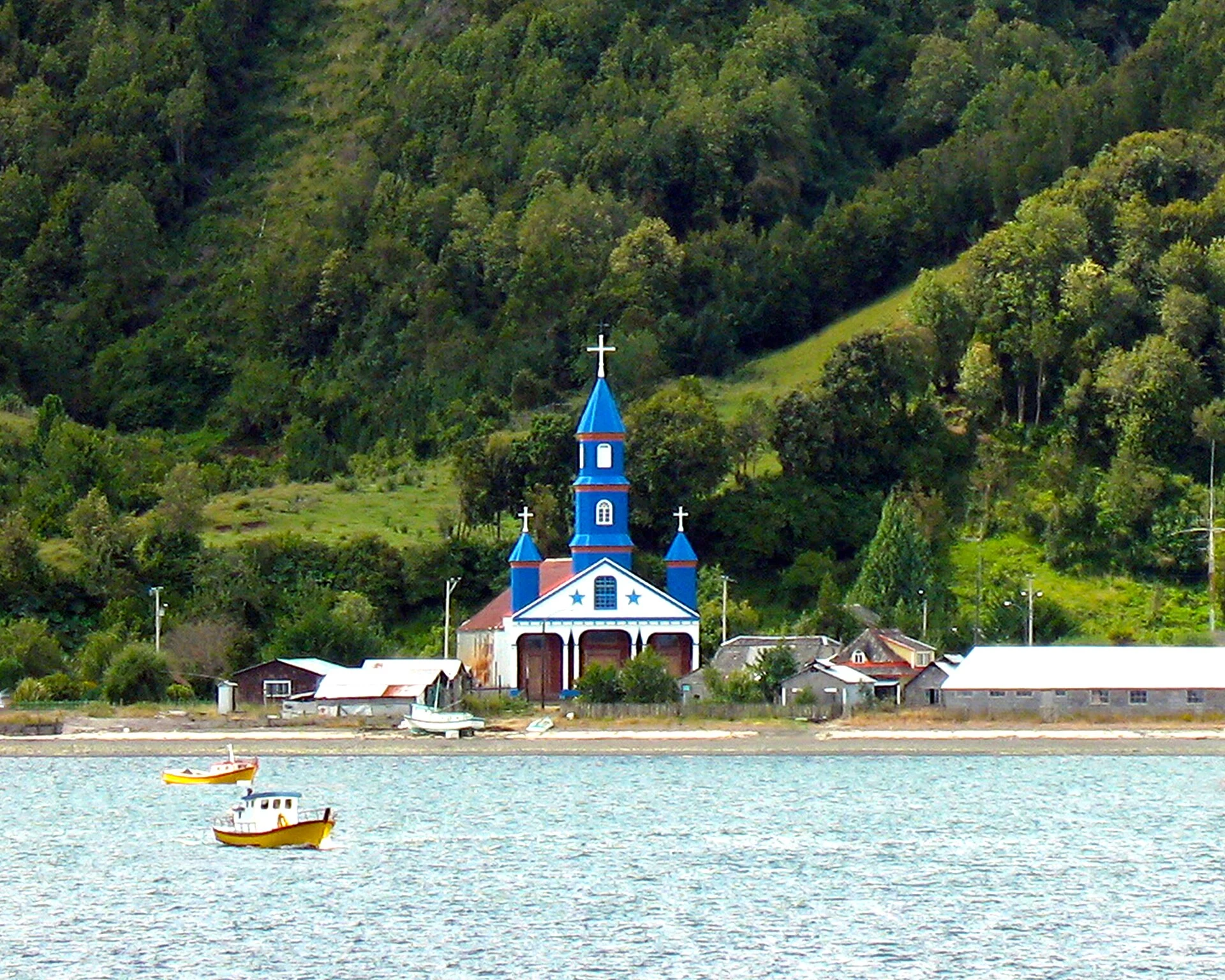 Tenaún